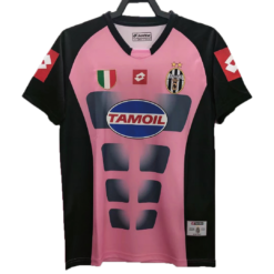Retro Juventus Away Jersey 2002/03